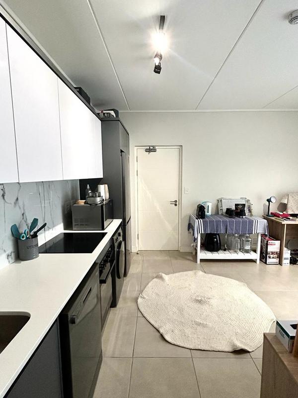 To Let 1 Bedroom Property for Rent in The Huntsman Western Cape